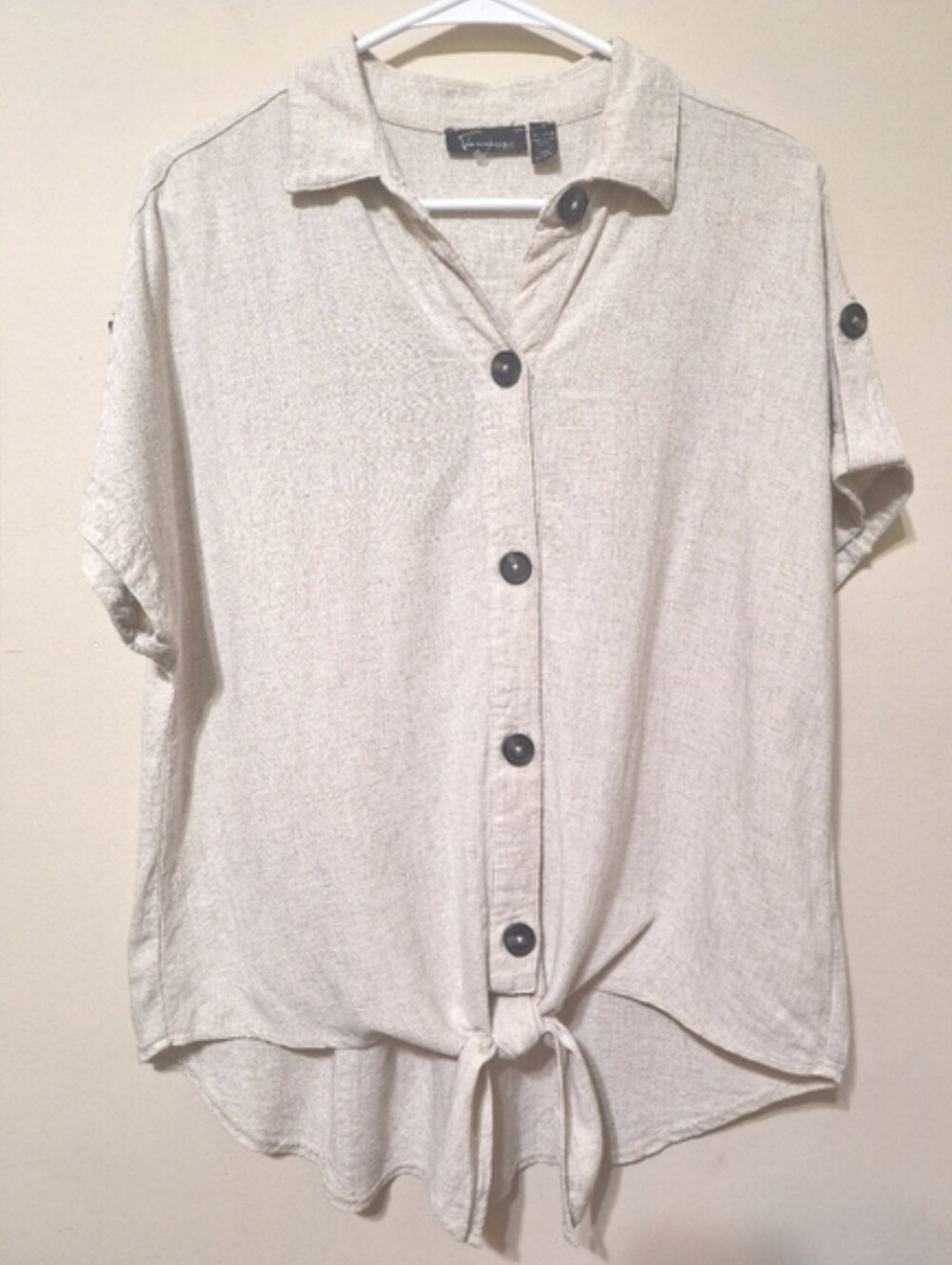 NWOT Femme Medium linen blend cap sleeve button up front tie knot beige shirt - Picture 2 of 7